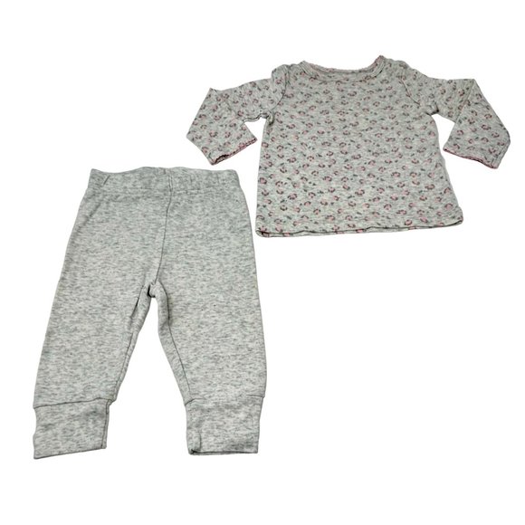 2 Baby Girl's Outfits - 2 Leggings, 1 Body Suit, & 1 Shirt - Size 6 Month - Picture 4 of 7